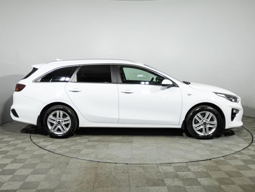Kia Ceed III Санкт-Петербург  - изображение 4