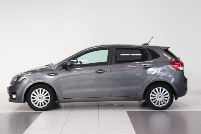 Kia Rio III Рестайлинг с пробегом 2017 года, цена 1 130 000 рублей, 75235 км, хэтчбек, Автокод Объявления