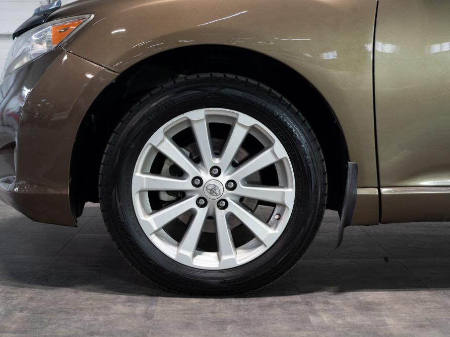 Toyota Venza I Чита  - изображение 19