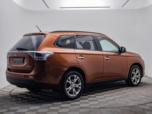 Mitsubishi Outlander III с пробегом 2012 года, цена 1 080 000 рублей, 280010 км, внедорожник, Автокод Объявления