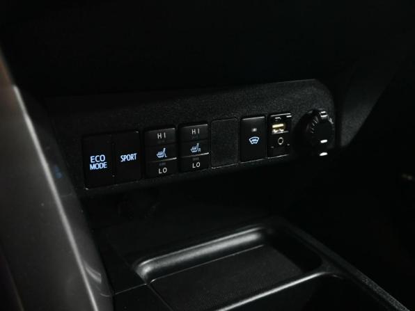 Toyota RAV4 IV (XA40) Рестайлинг с пробегом 2017 года, цена 2 500 000 рублей, 133707 км, внедорожник, Автокод Объявления