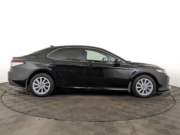 Toyota Camry VIII (XV70) Рестайлинг с пробегом 2021 года, цена 2 590 000 рублей, 120101 км, седан, Автокод Объявления