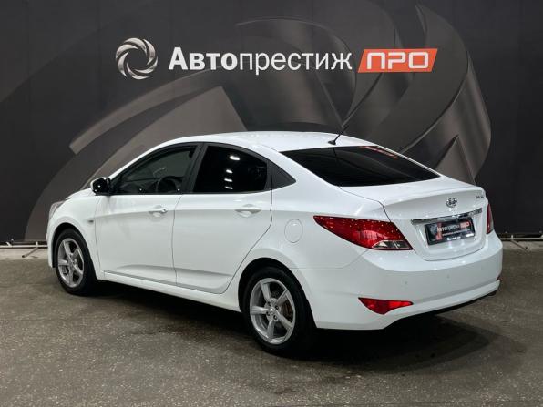 Hyundai Solaris I Рестайлинг с пробегом 2016 года, цена 870 000 рублей, 201396 км, седан, Автокод Объявления
