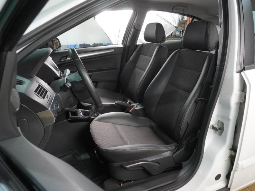 Opel Astra H Рестайлинг Воронеж  - изображение 10