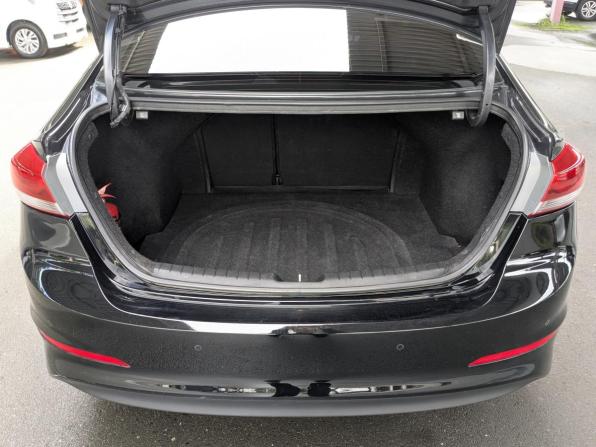 Hyundai Elantra VI (AD) с пробегом 2018 года, цена 1 154 900 рублей, 252000 км, седан, Автокод Объявления