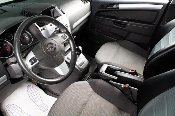 Opel Zafira B Рестайлинг с пробегом 2012 года, цена 859 000 рублей, 190000 км, компактвэн, Автокод Объявления