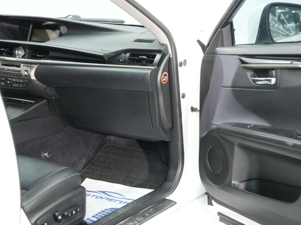 Lexus ES VI с пробегом 2013 года, цена 1 930 000 рублей, 194000 км, седан, Автокод Объявления