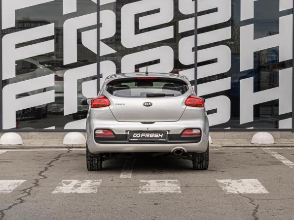Kia Ceed II с пробегом 2013 года, цена 1 219 000 рублей, 154734 км, хэтчбек, Автокод Объявления
