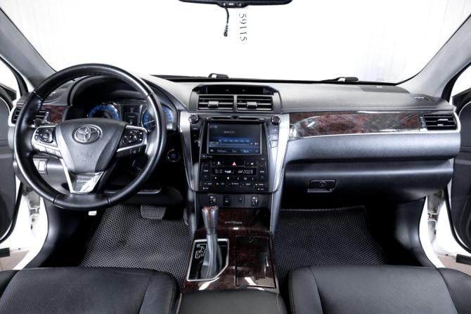 Toyota Camry VII (XV50) Рестайлинг 2 с пробегом 2017 года, цена 2 099 000 рублей, 200268 км, седан, Автокод Объявления