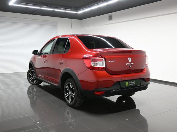 Renault Logan II Рестайлинг с пробегом 2018 года, цена 1 025 000 рублей, 111106 км, седан, Автокод Объявления