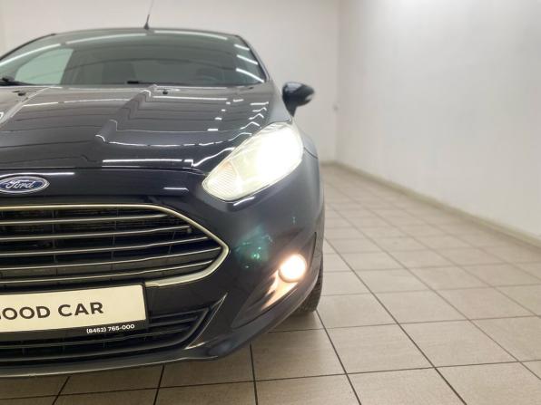 Ford Fiesta Mk6 Рестайлинг с пробегом 2015 года, цена 870 000 рублей, 98459 км, седан, Автокод Объявления