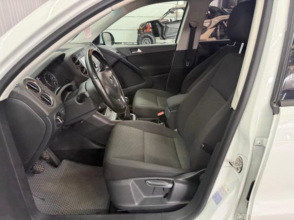 Volkswagen Tiguan I Рестайлинг с пробегом 2016 года, цена 1 597 000 рублей, 56346 км, внедорожник, Автокод Объявления