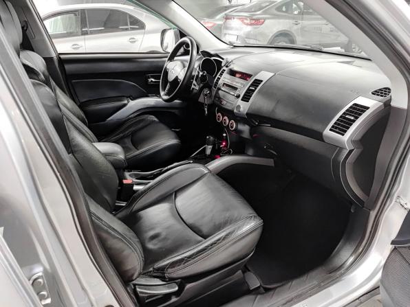 Mitsubishi Outlander II с пробегом 2008 года, цена 910 000 рублей, 105000 км, внедорожник, Автокод Объявления