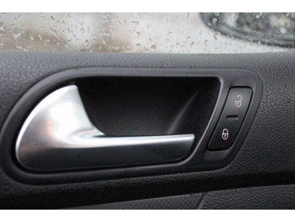 Volkswagen Golf V с пробегом 2006 года, цена 698 900 рублей, 155000 км, хэтчбек, Автокод Объявления