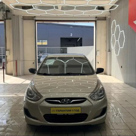 Hyundai Solaris I с пробегом 2013 года, цена 730 000 рублей, 130710 км, седан, Автокод Объявления