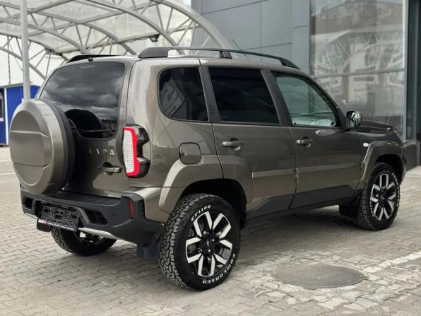 Lada (ВАЗ) Niva I Рестайлинг (Travel) с пробегом 2026 года, цена 1 600 000 рублей, 2500 км, внедорожник, Автокод Объявления