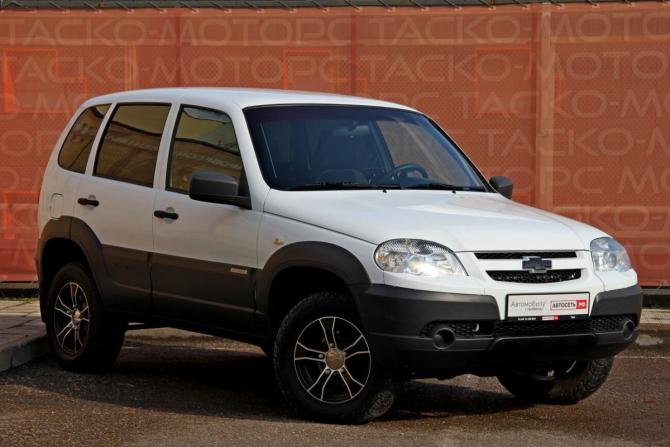 Chevrolet Niva I Рестайлинг с пробегом 2017 года, цена 679 700 рублей, 109536 км, внедорожник, Автокод Объявления