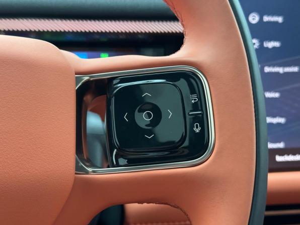 Lynk &amp; Co 900 с пробегом 2026 года, цена 7 990 000 рублей, 10 км, внедорожник, Автокод Объявления