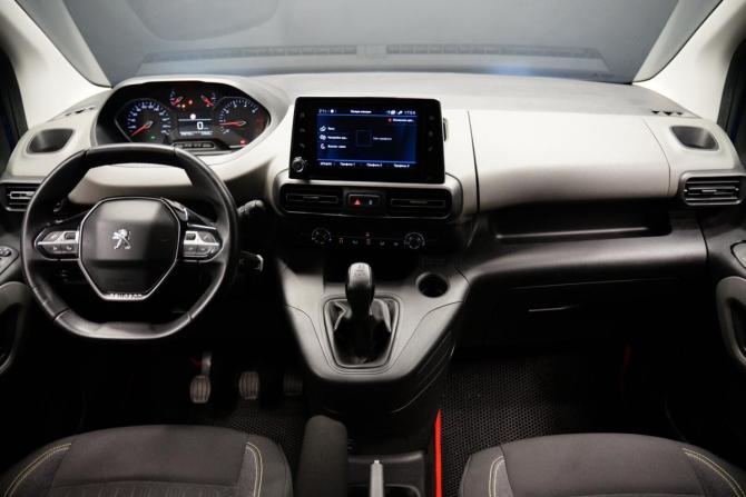 Peugeot Rifter I с пробегом 2020 года, цена 1 940 000 рублей, 108500 км, минивэн, Автокод Объявления