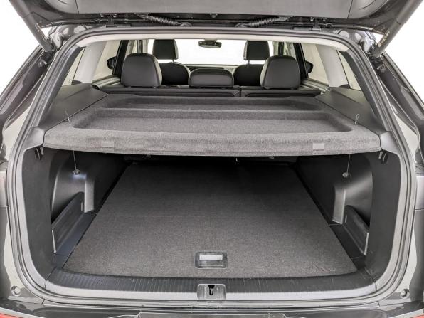 Volkswagen Tavendor I с пробегом 2023 года, цена 4 655 000 рублей, 59580 км, внедорожник, Автокод Объявления