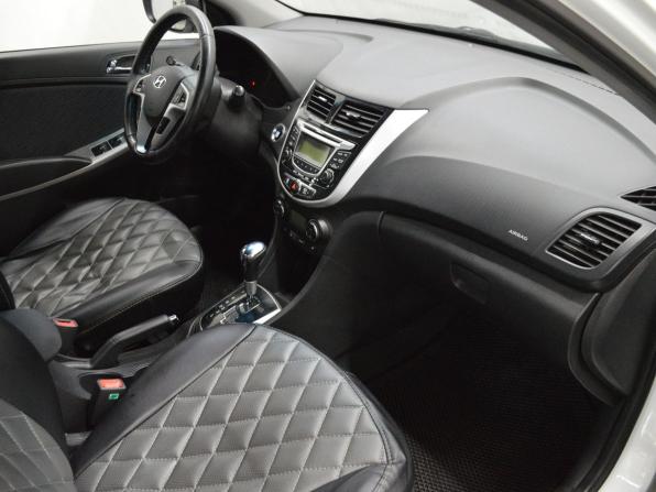Hyundai Solaris I с пробегом 2011 года, цена 679 000 рублей, 169990 км, седан, Автокод Объявления
