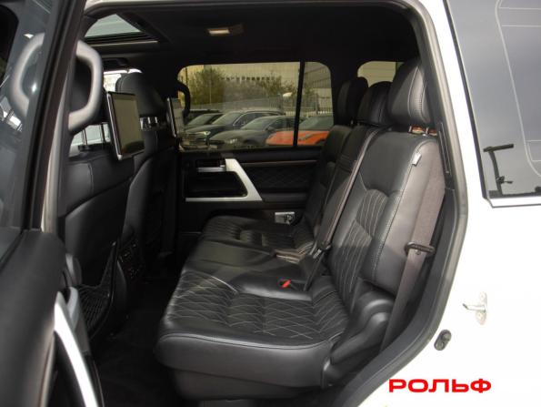 Toyota Land Cruiser 200 Series Рестайлинг 2 с пробегом 2017 года, цена 7 398 000 рублей, 98000 км, внедорожник, Автокод Объявления