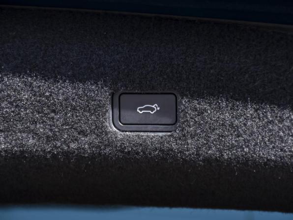 Geely Monjaro I с пробегом 2023 года, цена 3 210 000 рублей, 28500 км, внедорожник, Автокод Объявления