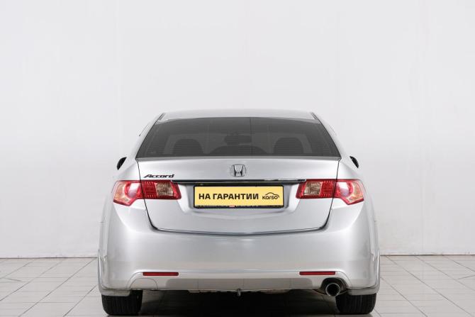 Honda Accord VIII Рестайлинг с пробегом 2011 года, цена 1 549 000 рублей, 58500 км, седан, Автокод Объявления