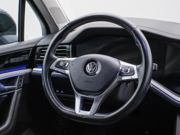Volkswagen Touareg III с пробегом 2020 года, цена 4 870 000 рублей, 172396 км, внедорожник, Автокод Объявления