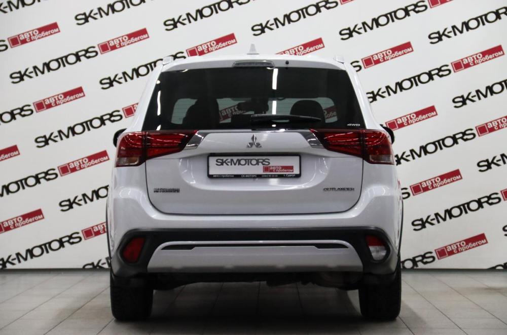 Mitsubishi Outlander III Рестайлинг 3 Сургут  - изображение 4