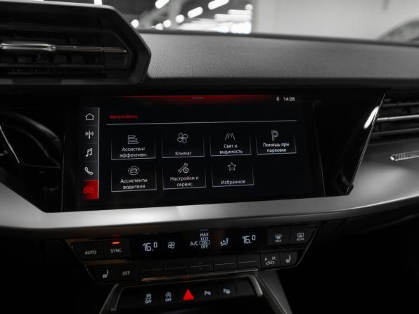 Audi A3 IV (8Y) с пробегом 2021 года, цена 2 820 000 рублей, 51556 км, седан, Автокод Объявления