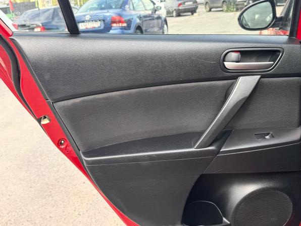 Mazda 3 II (BL) Рестайлинг с пробегом 2011 года, цена 749 000 рублей, 213289 км, седан, Автокод Объявления