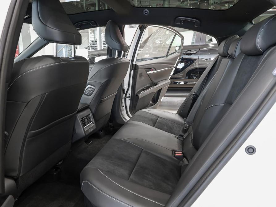 Toyota Camry IX (XV80) China Market Москва  - изображение 17