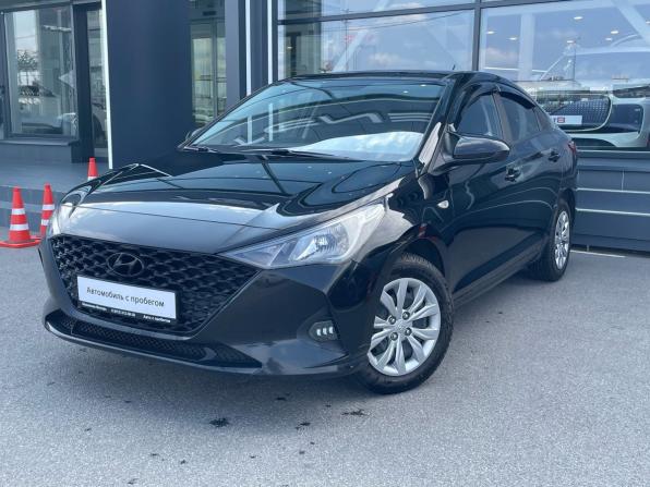 Hyundai Solaris II Рестайлинг с пробегом 2021 года, цена 1 420 000 рублей, 43126 км, седан, Автокод Объявления