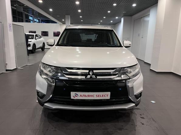 Mitsubishi Outlander III Рестайлинг 2 с пробегом 2016 года, цена 1 550 000 рублей, 261187 км, внедорожник, Автокод Объявления