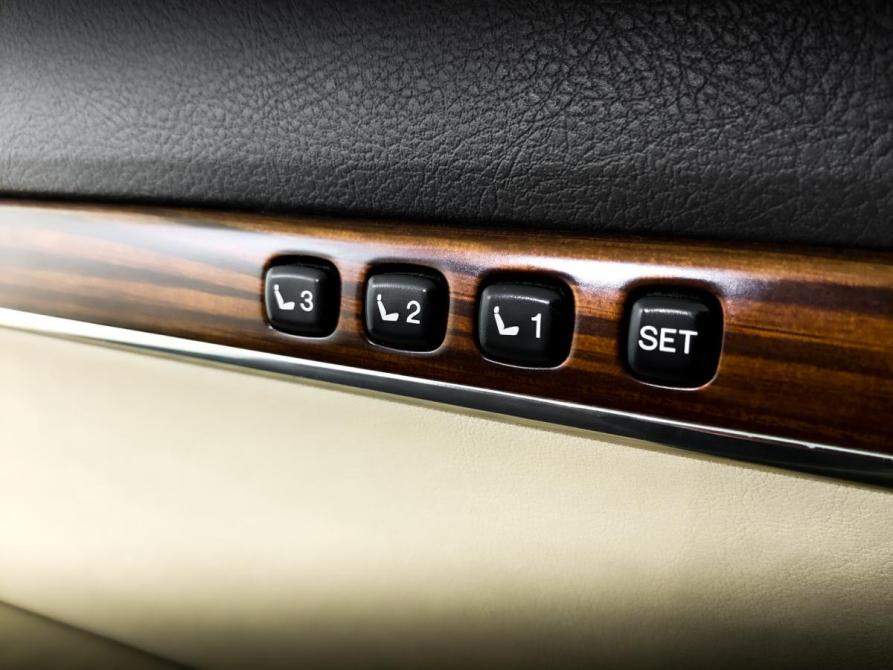 Toyota Land Cruiser 200 Series Рестайлинг 2 Москва  - изображение 22