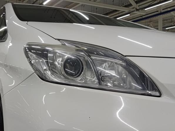 Toyota Prius III Рестайлинг (XW30) с пробегом 2015 года, цена 1 280 000 рублей, 114561 км, лифтбек, Автокод Объявления