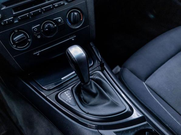 BMW 1 серии I (E81/E82/E87/E88) Рестайлинг с пробегом 2007 года, цена 535 000 рублей, 315232 км, хэтчбек, Автокод Объявления