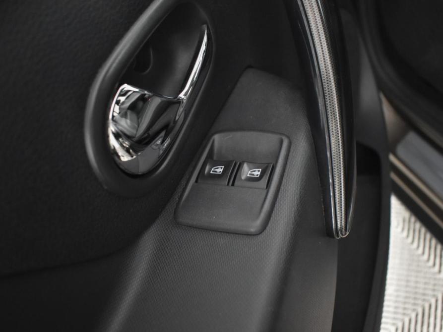 Renault Sandero II Рестайлинг Санкт-Петербург  - изображение 19