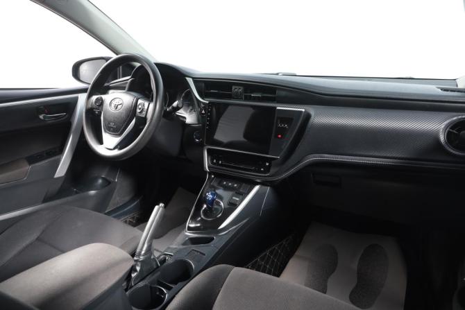 Toyota Levin XII (E210) с пробегом 2019 года, цена 1 699 000 рублей, 67000 км, седан, Автокод Объявления