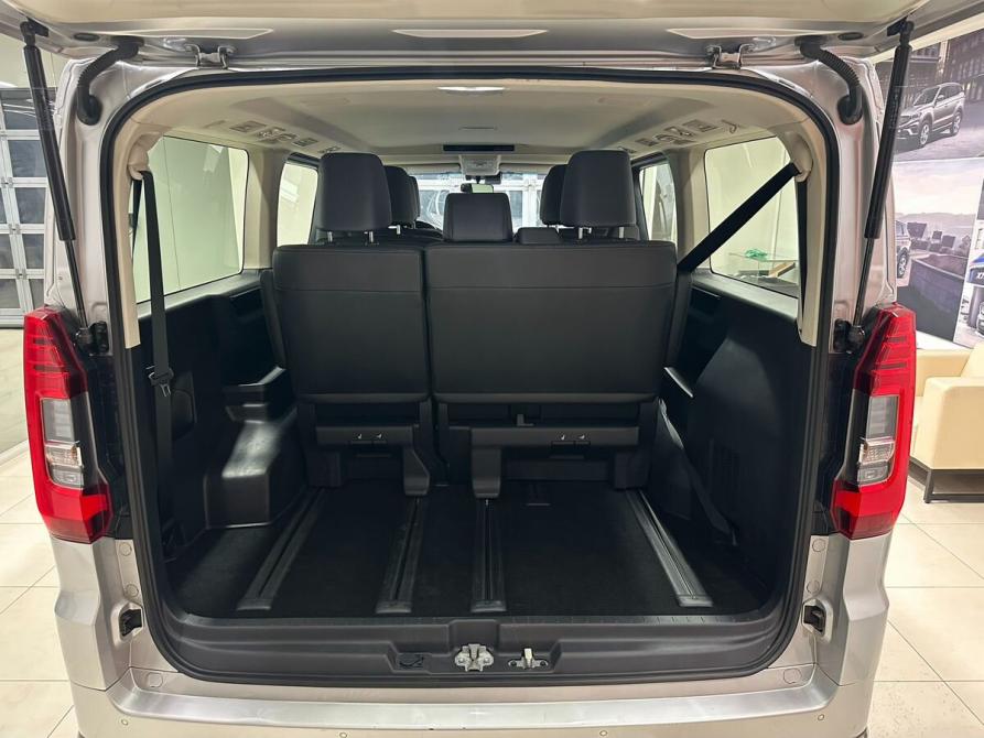 Toyota HiAce H300 Москва  - изображение 8
