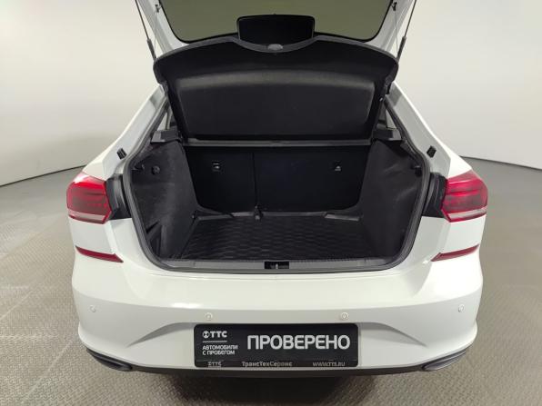 Volkswagen Polo VI с пробегом 2022 года, цена 1 620 000 рублей, 162536 км, лифтбек, Автокод Объявления