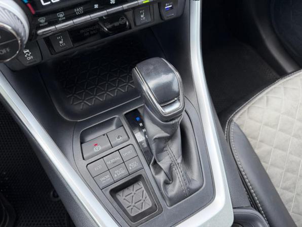 Toyota RAV4 V (XA50) с пробегом 2020 года, цена 3 350 000 рублей, 68723 км, внедорожник, Автокод Объявления