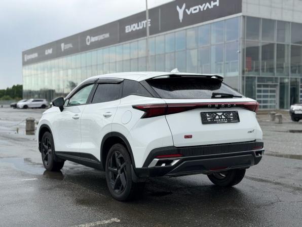 Omoda C5 I с пробегом 2023 года, цена 1 575 000 рублей, 50202 км, внедорожник, Автокод Объявления