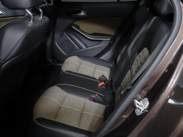Mercedes-Benz GLA I (X156) Рестайлинг с пробегом 2017 года, цена 2 399 999 рублей, 66000 км, внедорожник, Автокод Объявления