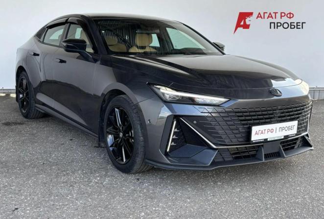 Changan UNI-V I с пробегом 2023 года, цена 2 100 000 рублей, 46605 км, лифтбек, Автокод Объявления
