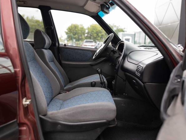 Chevrolet Niva I с пробегом 2004 года, цена 250 000 рублей, 162885 км, внедорожник, Автокод Объявления