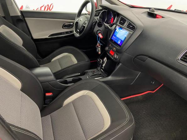 Kia Ceed II с пробегом 2014 года, цена 1 099 000 рублей, 196625 км, хэтчбек, Автокод Объявления