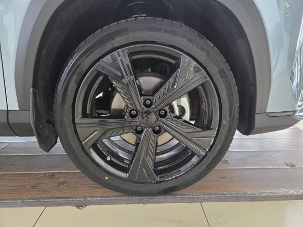 Geely Cityray с пробегом 2024 года, цена 2 400 000 рублей, 17000 км, внедорожник, Автокод Объявления