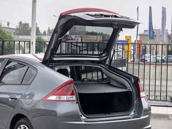 Honda Insight II Рестайлинг с пробегом 2012 года, цена 1 155 000 рублей, 107084 км, хэтчбек, Автокод Объявления